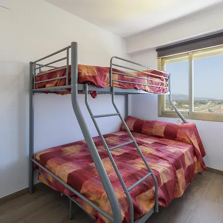 Snug In Valencia With Shared Pool Prázdninový dům
