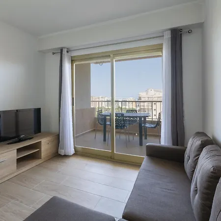 Snug In Valencia With Shared Pool * Playa de Gandia