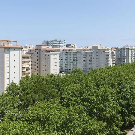 Prázdninový dům Snug In Valencia With Shared Pool *